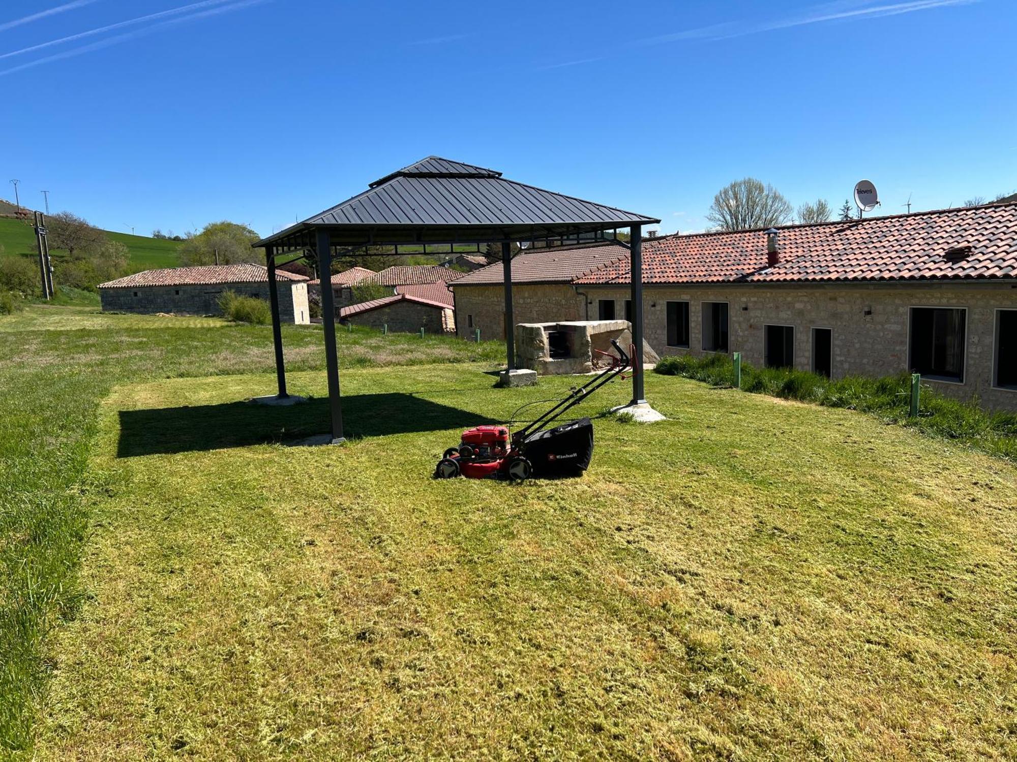 El Pecu Casa Rural Starfamiliar Bustillo Del Paramo Exterior foto