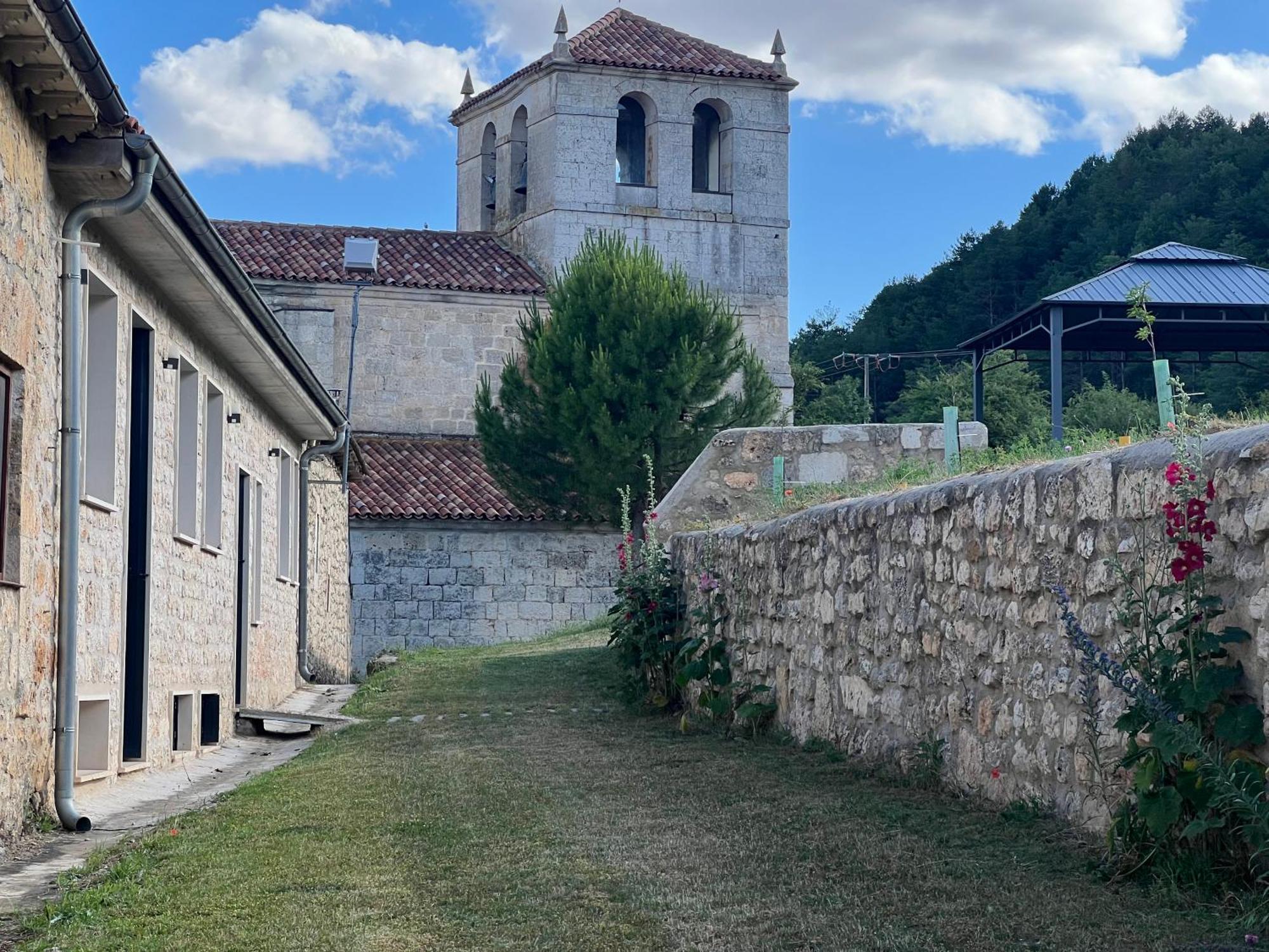 El Pecu Casa Rural Starfamiliar Bustillo Del Paramo Exterior foto